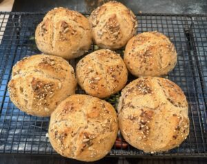 Frische Brötchen zum Frühstück